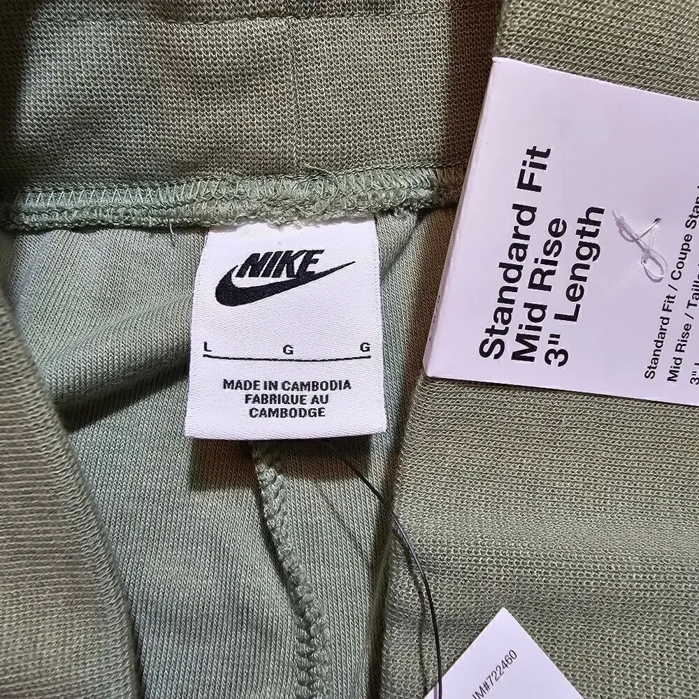 Nike Sportswear NSW Terry Shorts Green Cargo Khaki Women's Large L DV7822-386